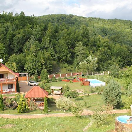Svit Sontsya Tur'ya Polyana Extérieur photo