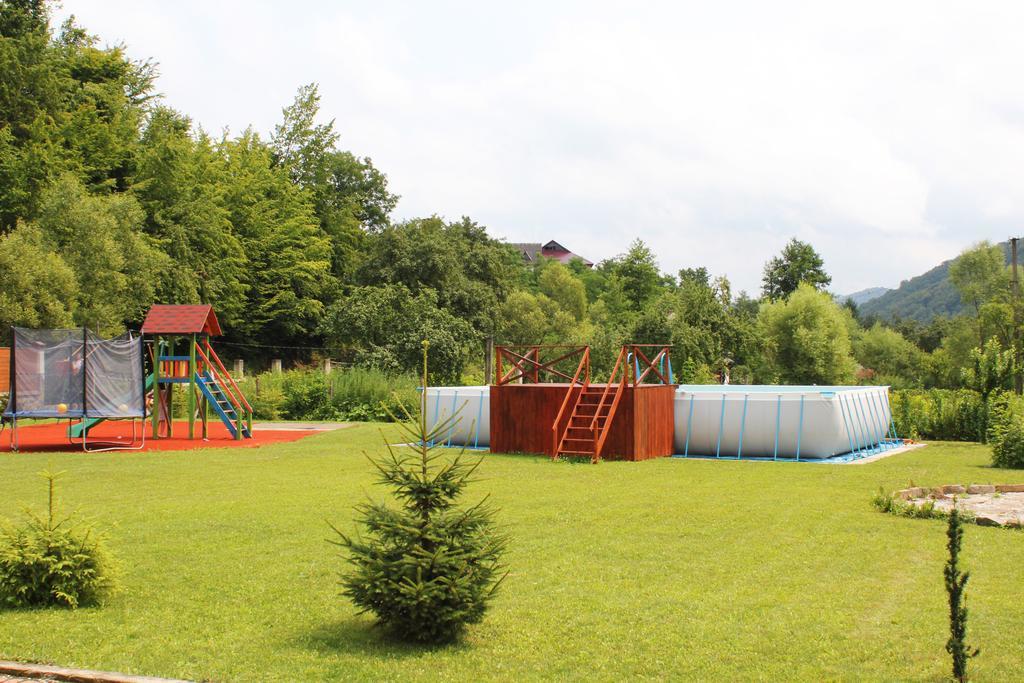Svit Sontsya Tur'ya Polyana Extérieur photo
