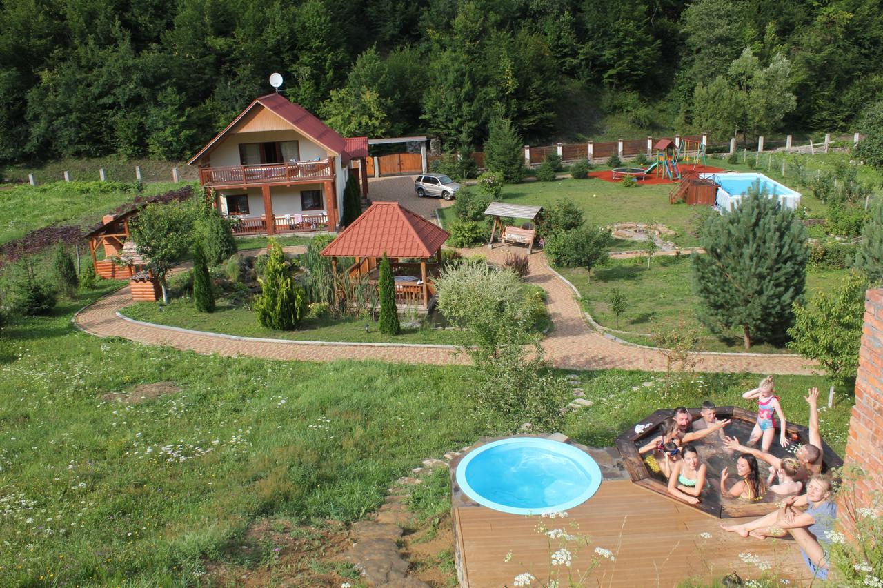 Svit Sontsya Tur'ya Polyana Extérieur photo